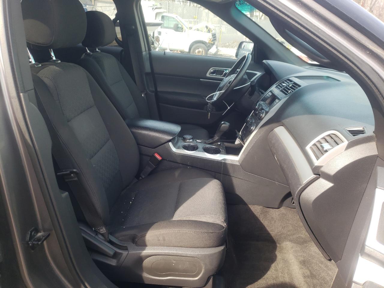 Photo 5 from auction – 2012 FORD EXPLORER X with VIN 1FMHK8D81CGA66379
