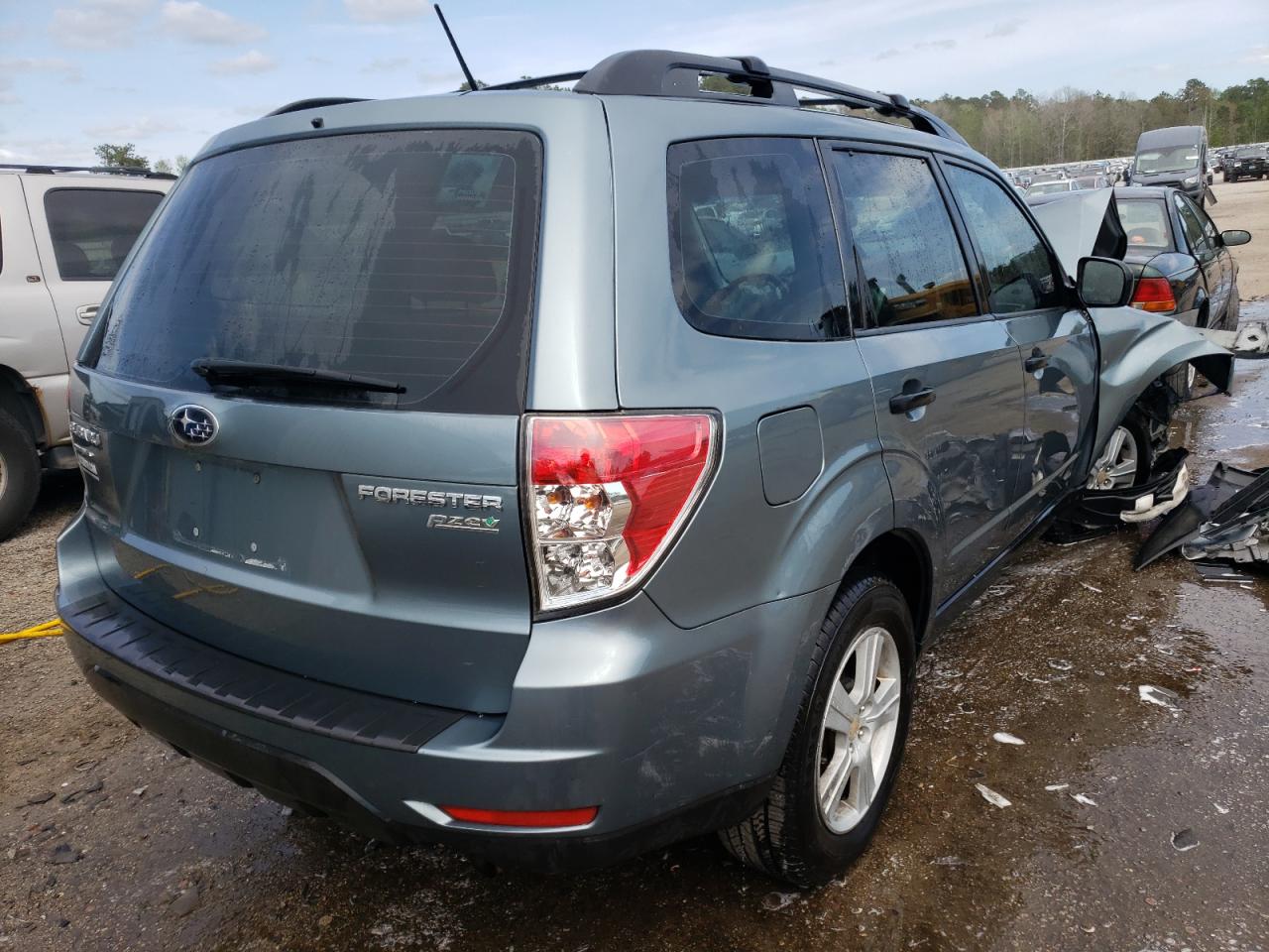 Photo 4 from auction – 2010 SUBARU FORESTER X with VIN JF2SH6BC3AH911584