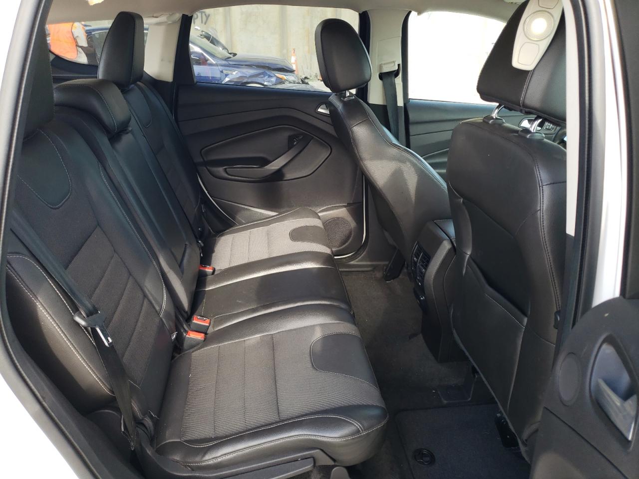 Photo 6 from auction – 2013 FORD ESCAPE TIT with VIN 1FMCU9J90DUA70577