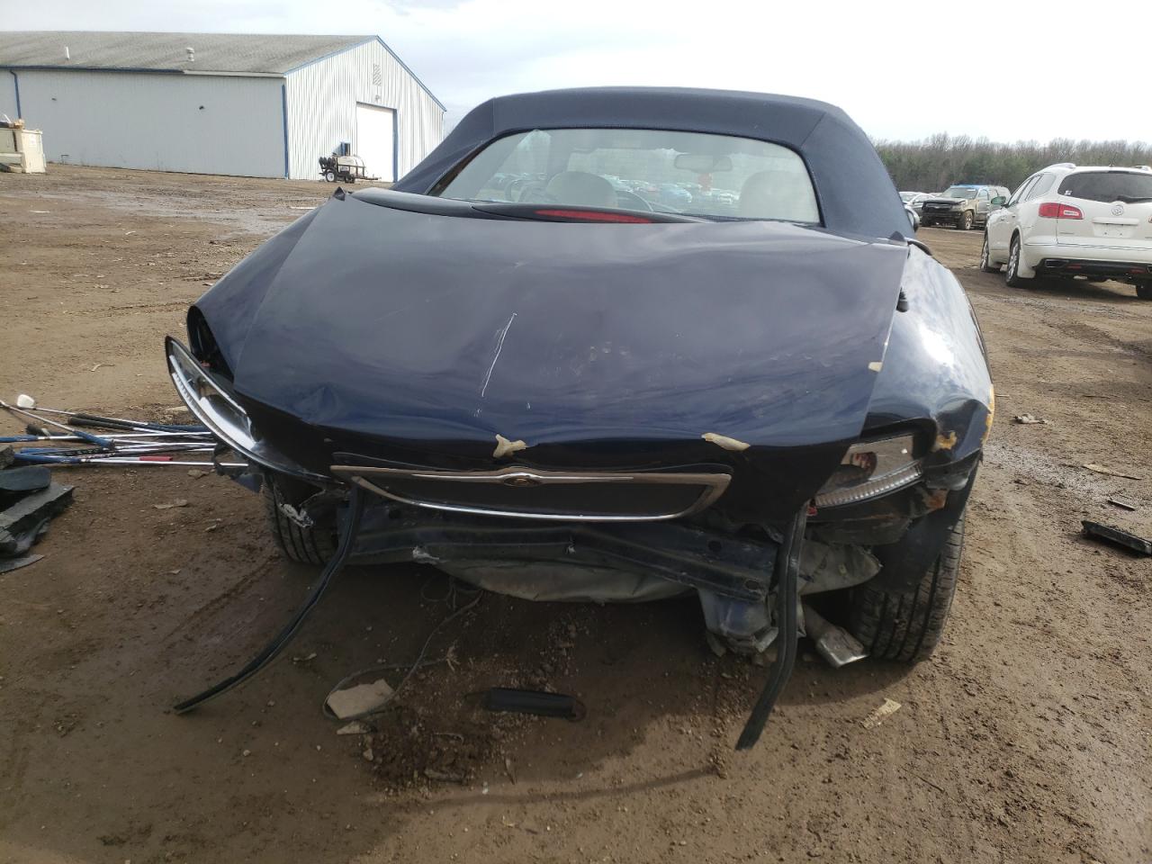 Photo 9 from auction – 2001 CHRYSLER SEBRING LI with VIN 1C3EL65U61N633042