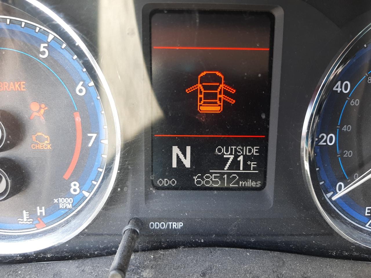 Photo 8 from auction – 2017 TOYOTA COROLLA L with VIN 5YFBURHE4HP709968