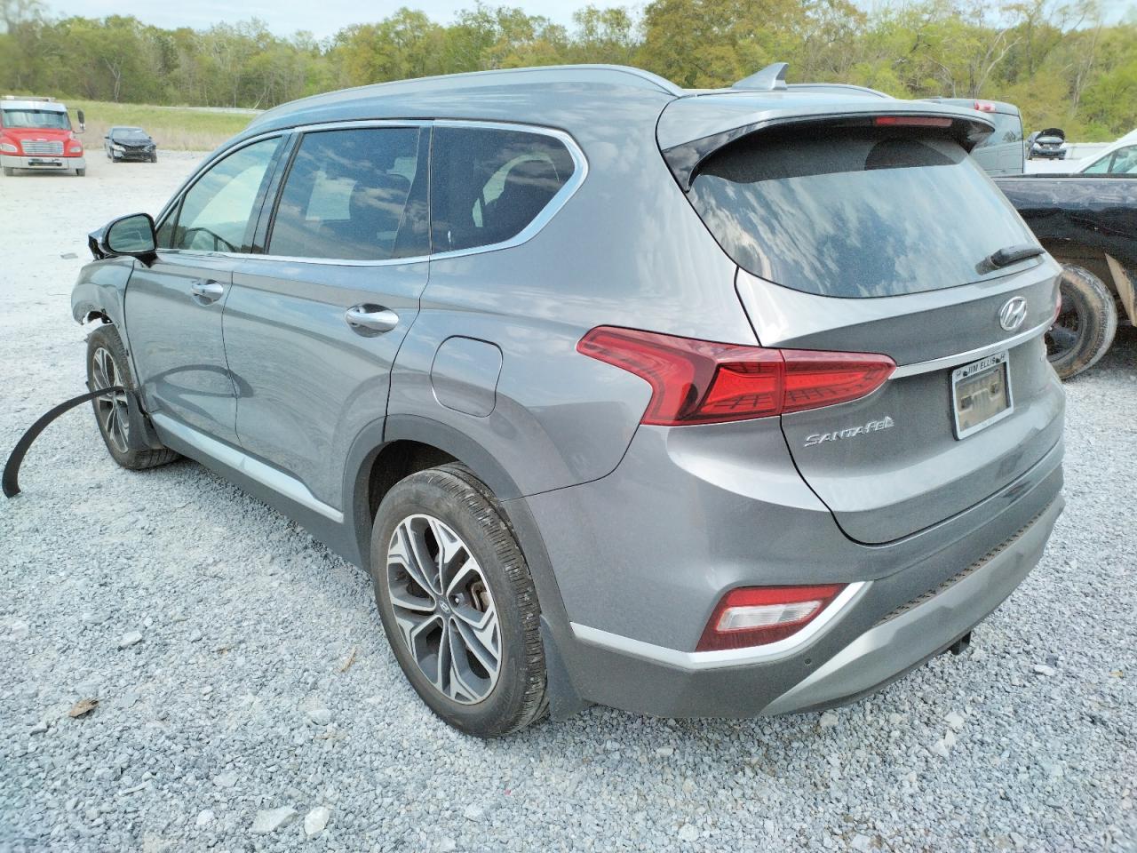 Photo 3 from auction – 2019 HYUNDAI SANTA FE L with VIN 5NMS5CAA4KH111141