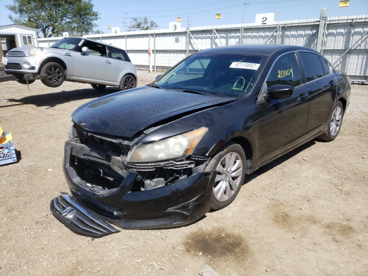 Photo 2 from auction – 2011 HONDA ACCORD EXL with VIN 1HGCP2F82BA062242