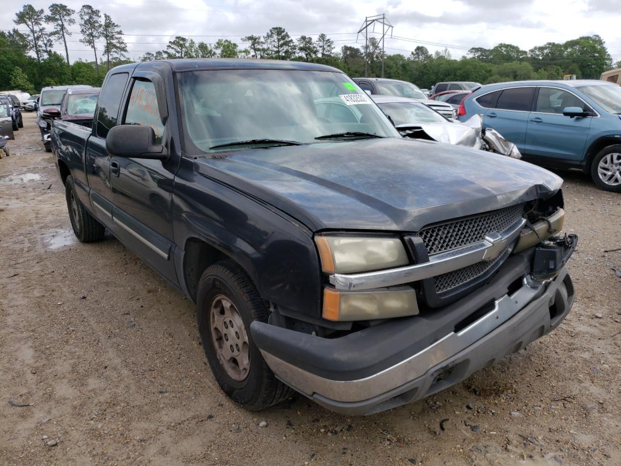 CHEVROLET SILVERADO 2004 with VIN 1GCEC19T94E400860 - Photo from auction