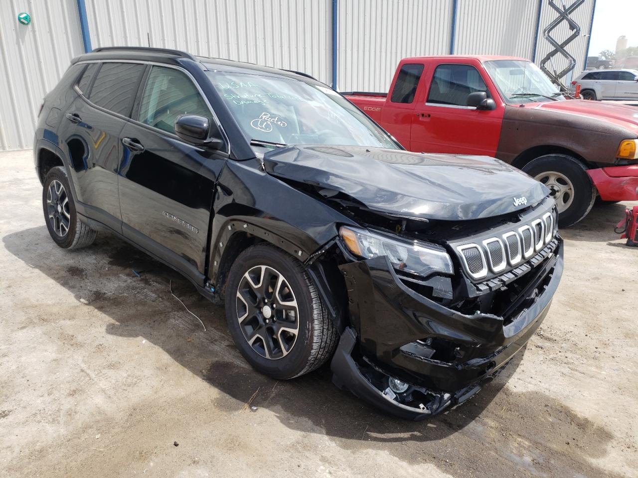 JEEP COMPASS LA 2022 with VIN 3C4NJCBB0NT119521 - Photo from auction
