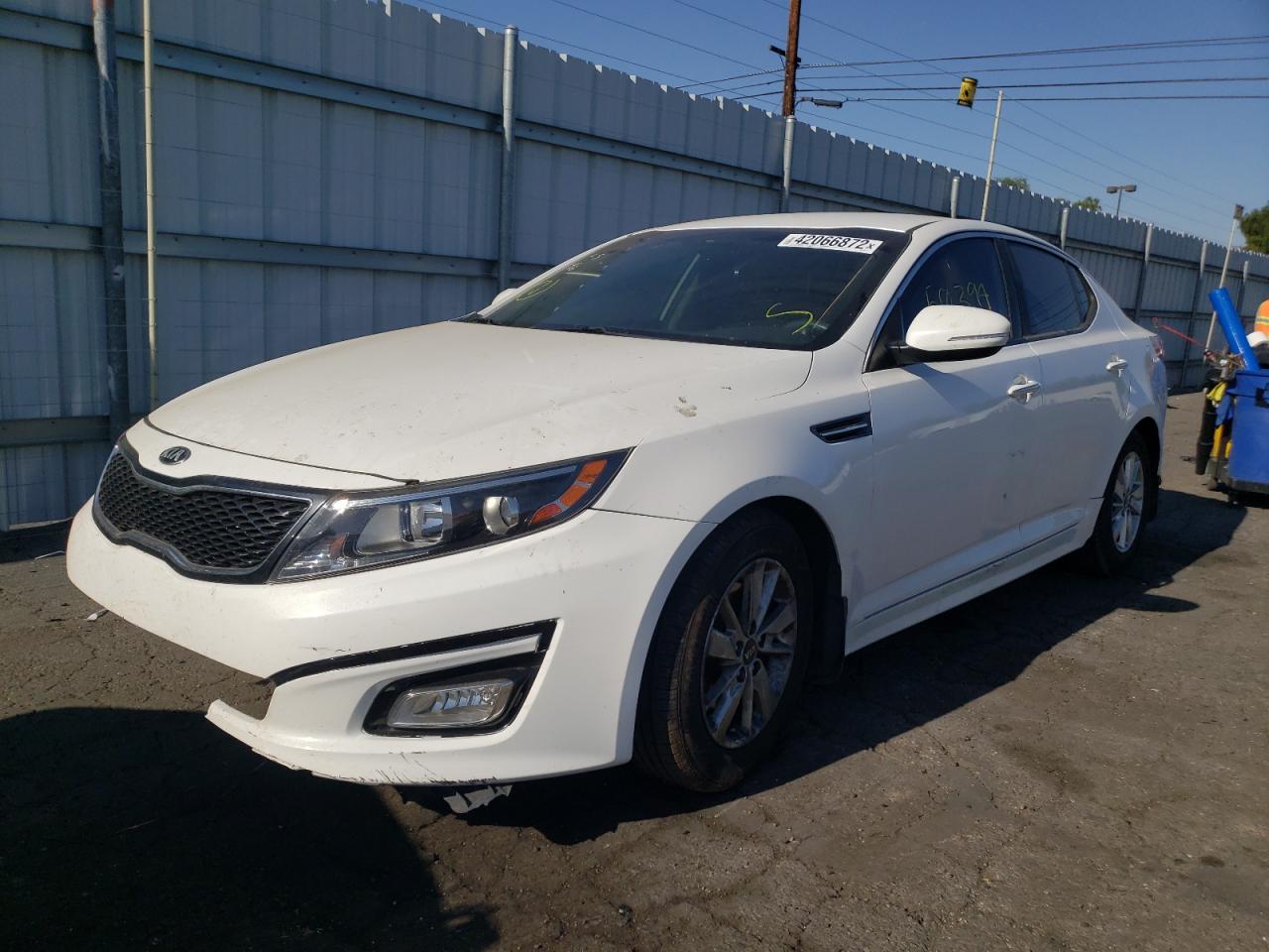 Photo 2 from auction – 2015 KIA OPTIMA LX with VIN KNAGM4A7XF5652154
