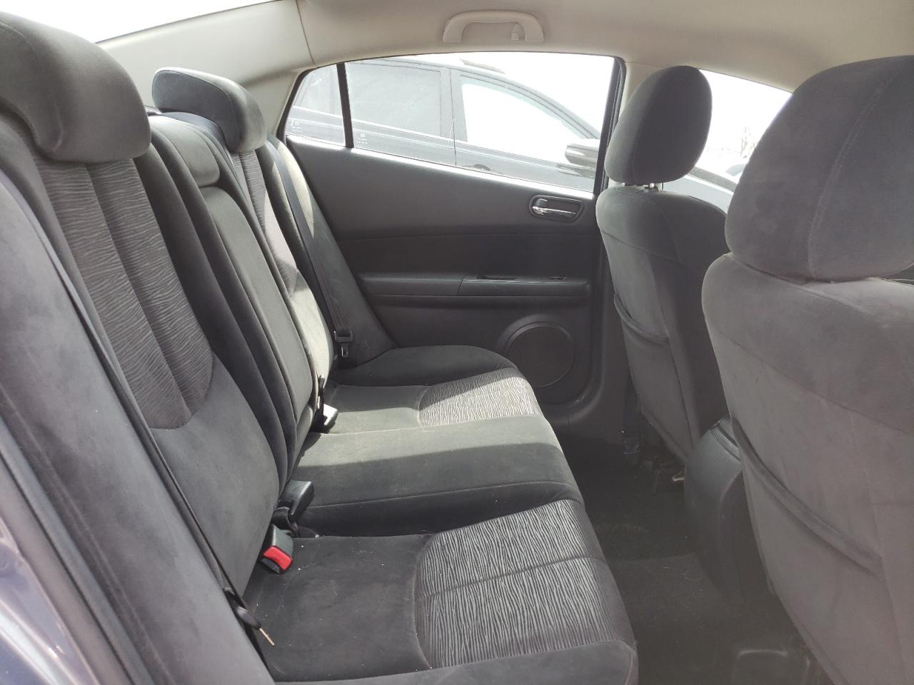 Photo 6 from auction – 2010 MAZDA 6 I with VIN 1YVHZ8CH0A5M31204