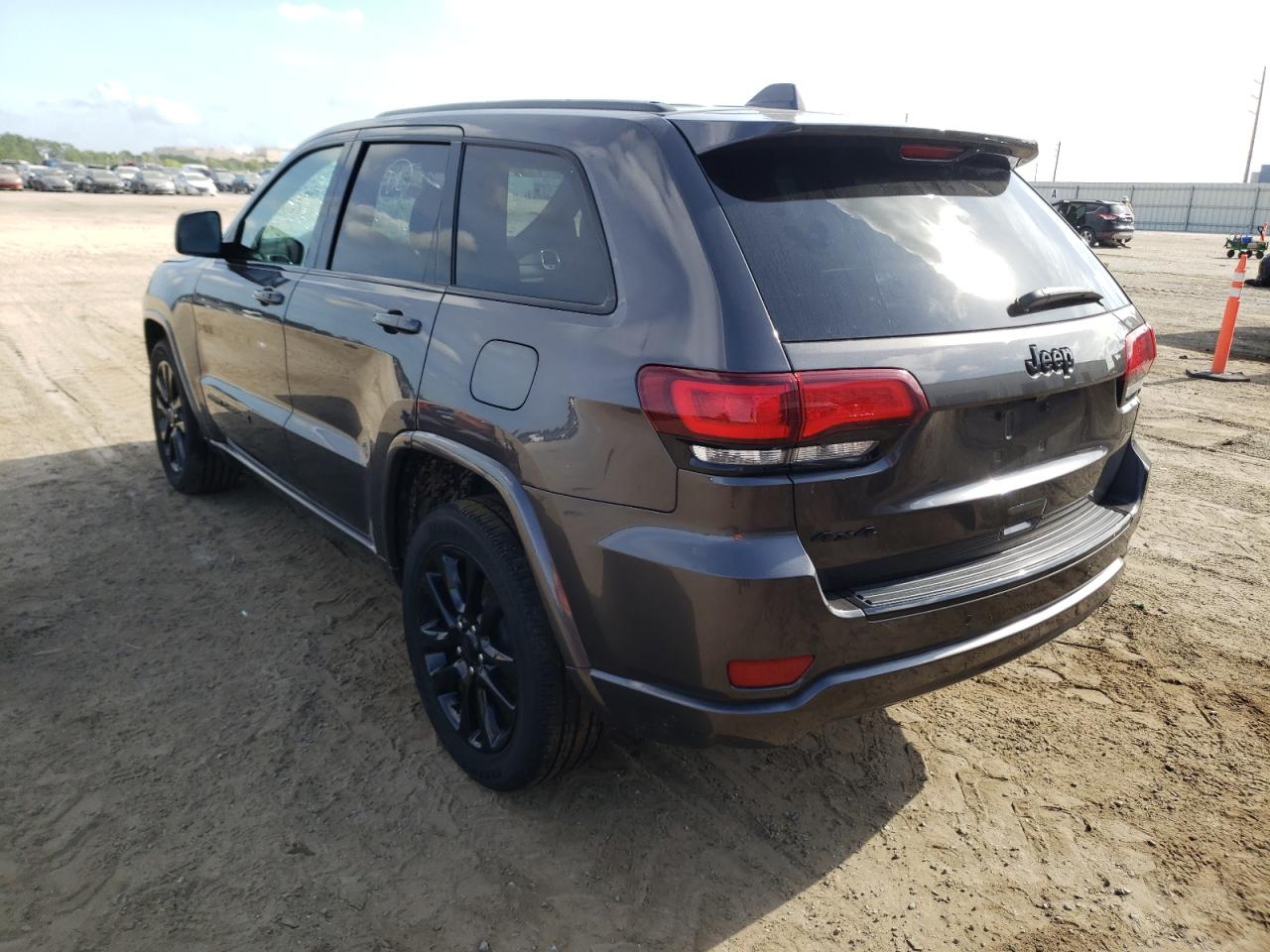 Photo 3 from auction – 2018 JEEP GRAND CHER with VIN 1C4RJFAG5JC407721