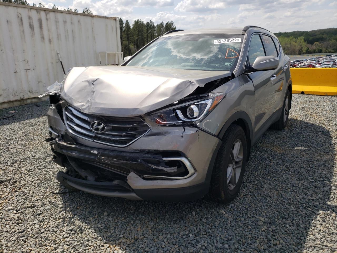 Photo 2 from auction – 2018 HYUNDAI SANTA FE S with VIN 5NMZU3LB1JH095387