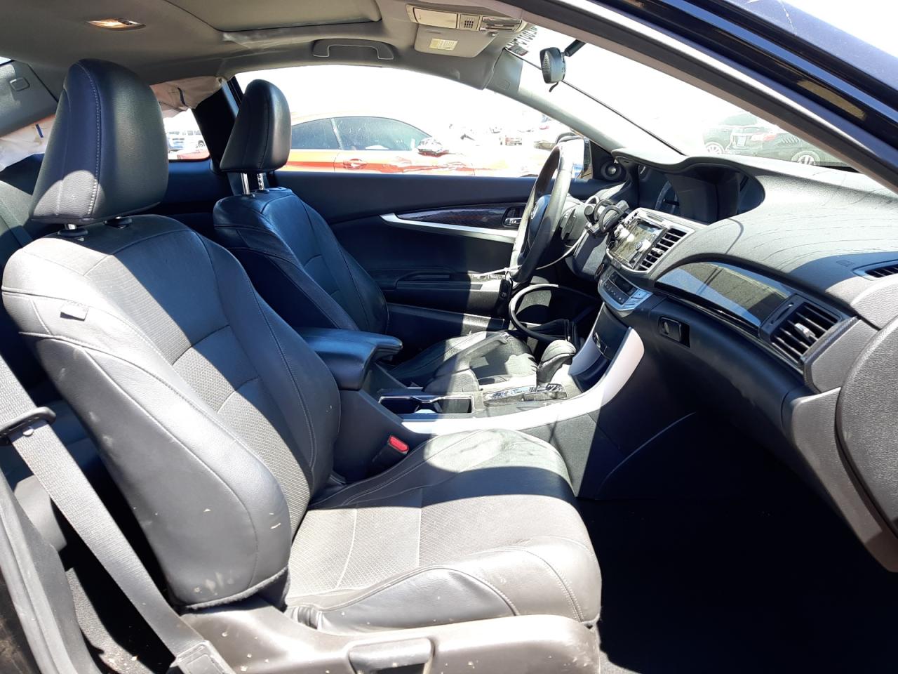 Photo 5 from auction – 2014 HONDA ACCORD EXL with VIN 1HGCT1B82EA004762
