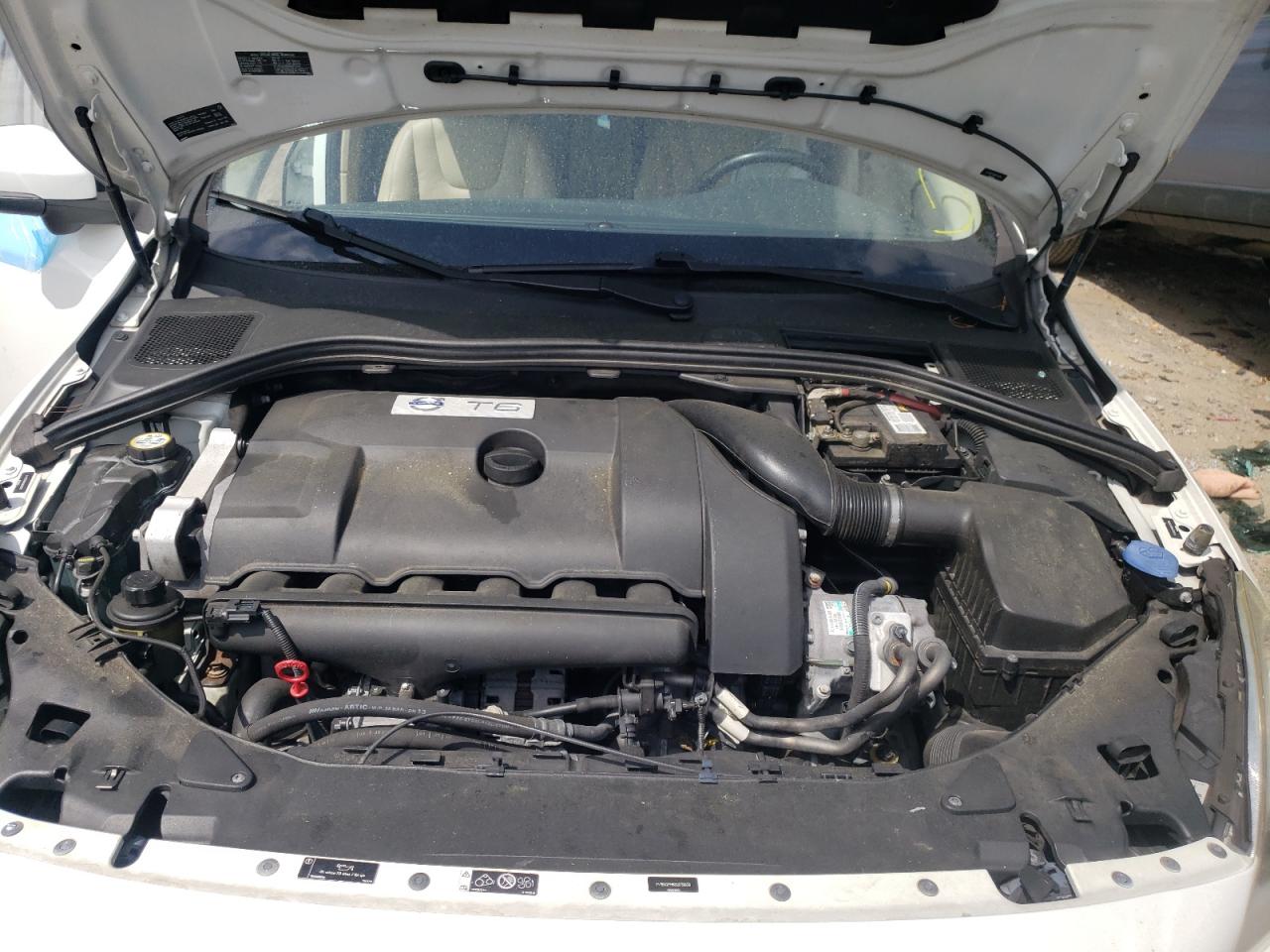 Photo 7 from auction – 2011 VOLVO S60 T6 with VIN YV1902FH6B2015958