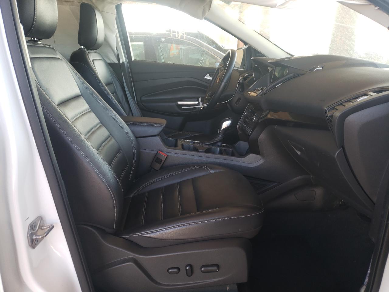 Photo 5 from auction – 2019 FORD ESCAPE TIT with VIN 1FMCU0J95KUC30767
