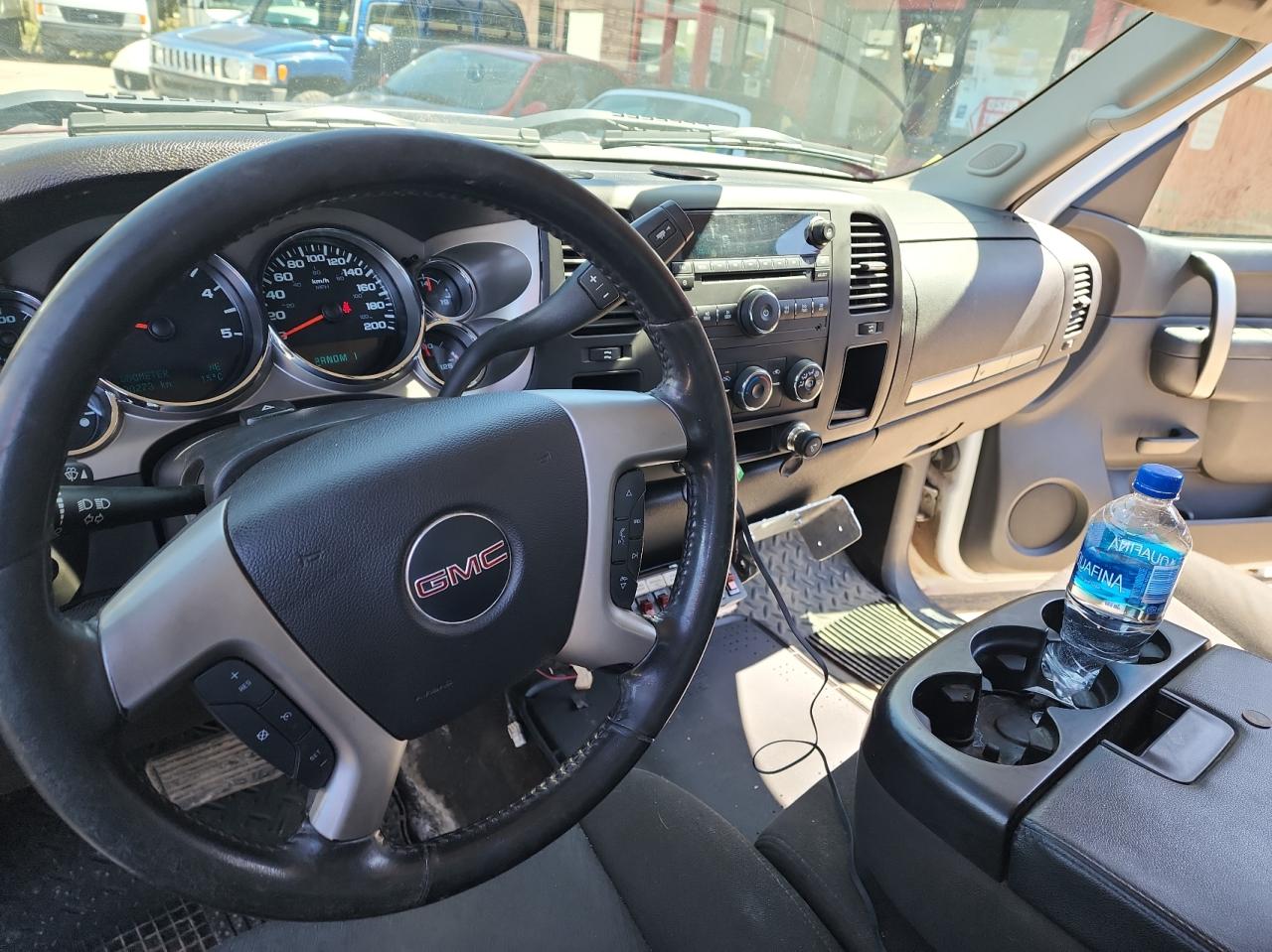 Photo 9 from auction – 2014 GMC SIERRA C35 with VIN 1GD413C84EF152168