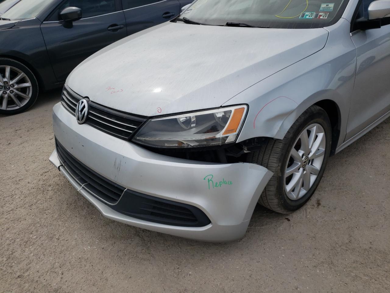 Photo 9 from auction – 2014 VOLKSWAGEN JETTA SE with VIN 3VWD17AJ4EM220533