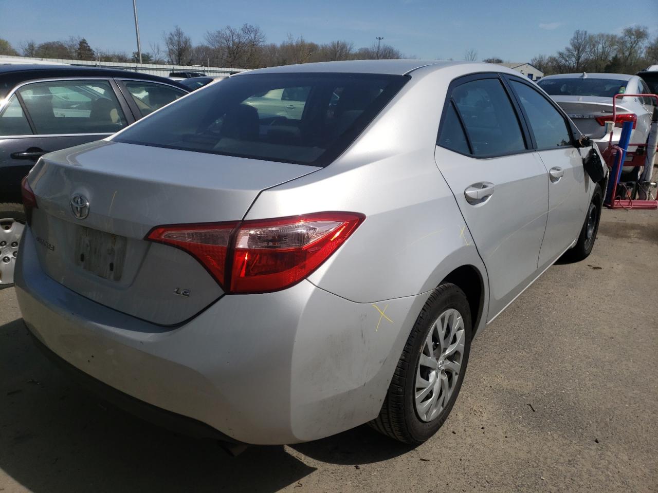 Photo 4 from auction – 2018 TOYOTA COROLLA L with VIN 2T1BURHE2JC123601