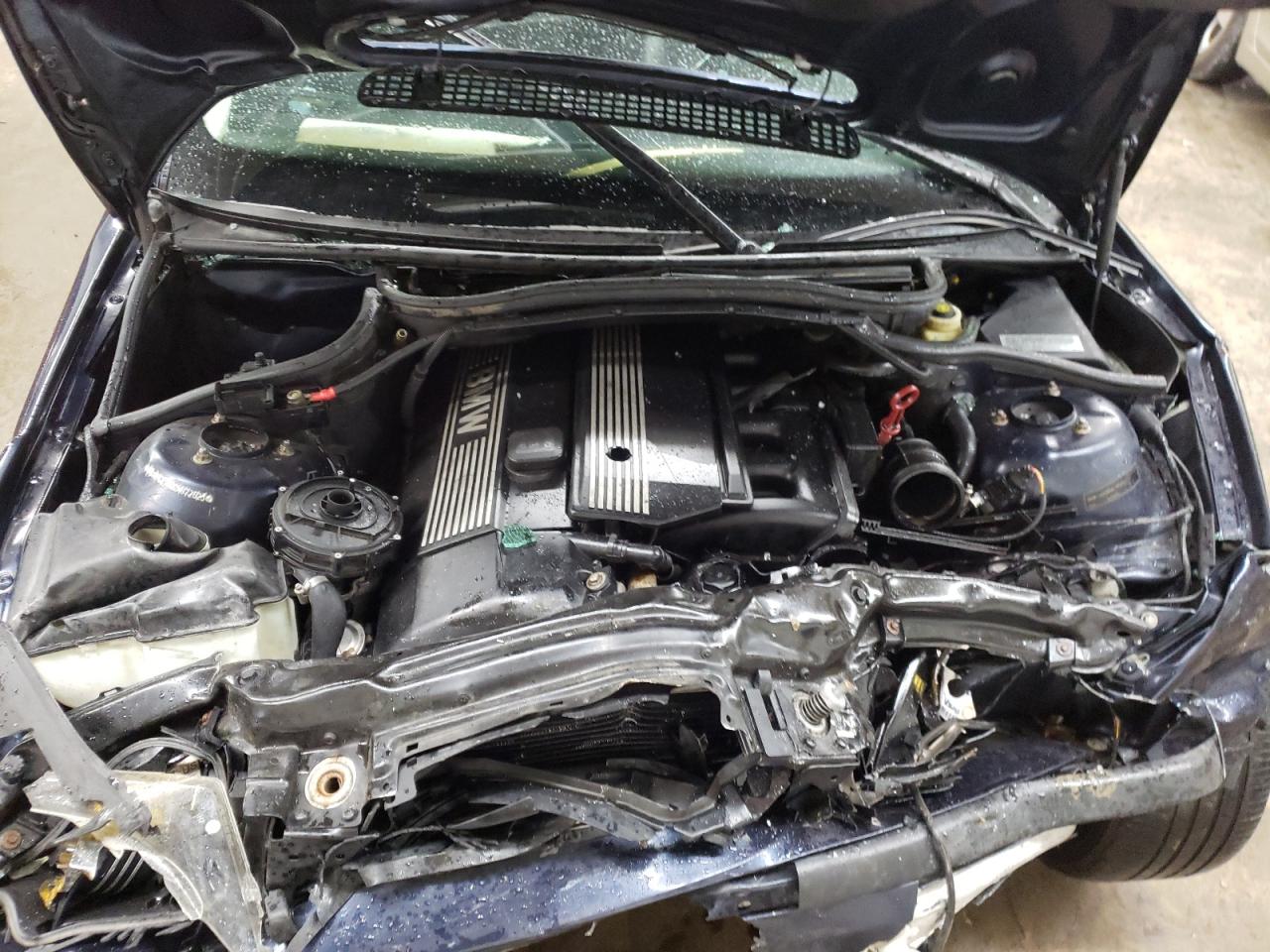 Zdjęcie 7 z aukcji – 2002 BMW 325 I z VIN WBAET37402NG72623
