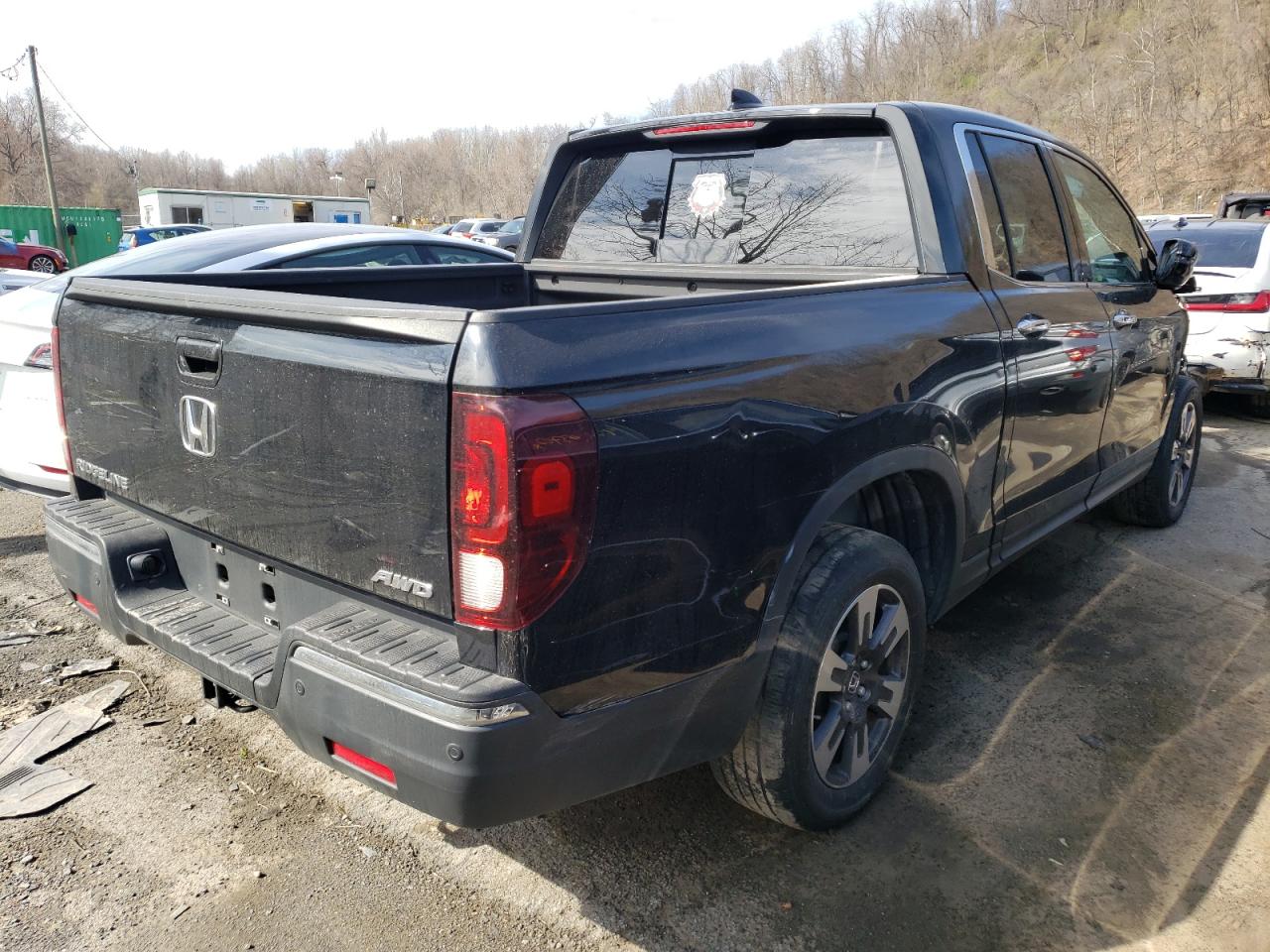 Foto 4 de la subasta – 2018 HONDA RIDGELINE con VIN 5FPYK3F75JB010603