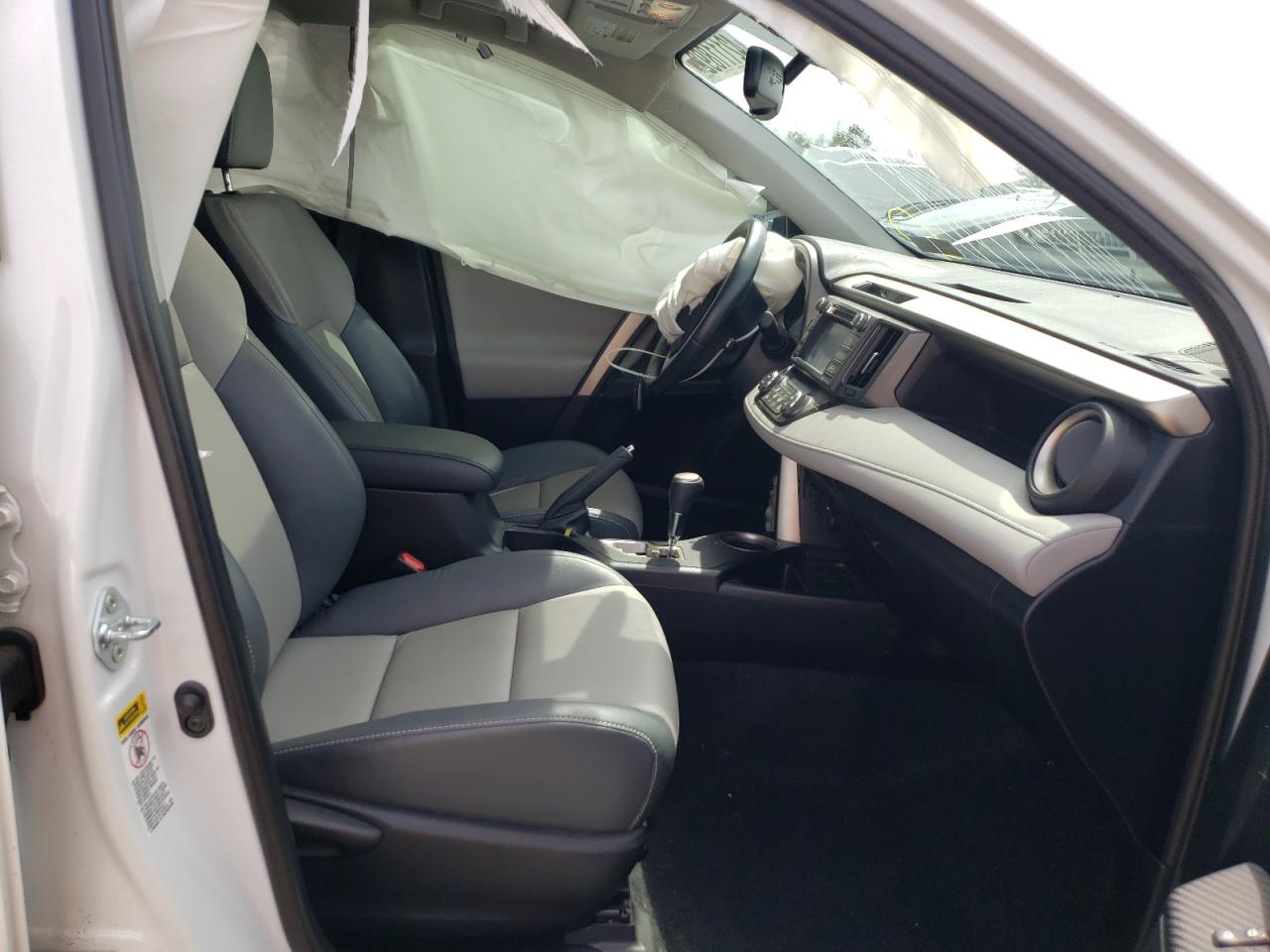 Photo 5 from auction – 2014 TOYOTA RAV4 LIMIT with VIN 2T3DFREV6EW199132
