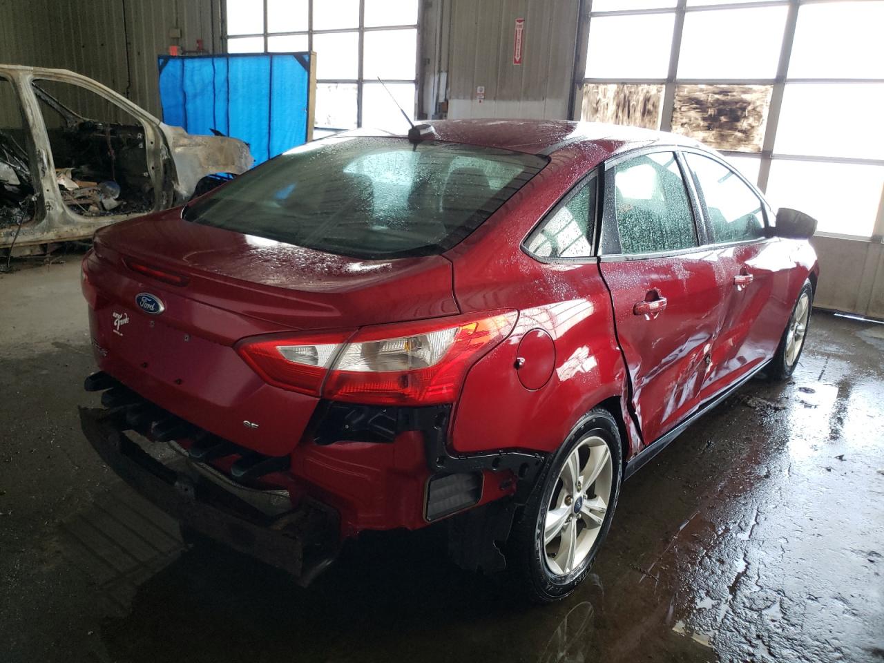 Photo 4 from auction – 2014 FORD FOCUS SE with VIN 1FADP3F23EL151935