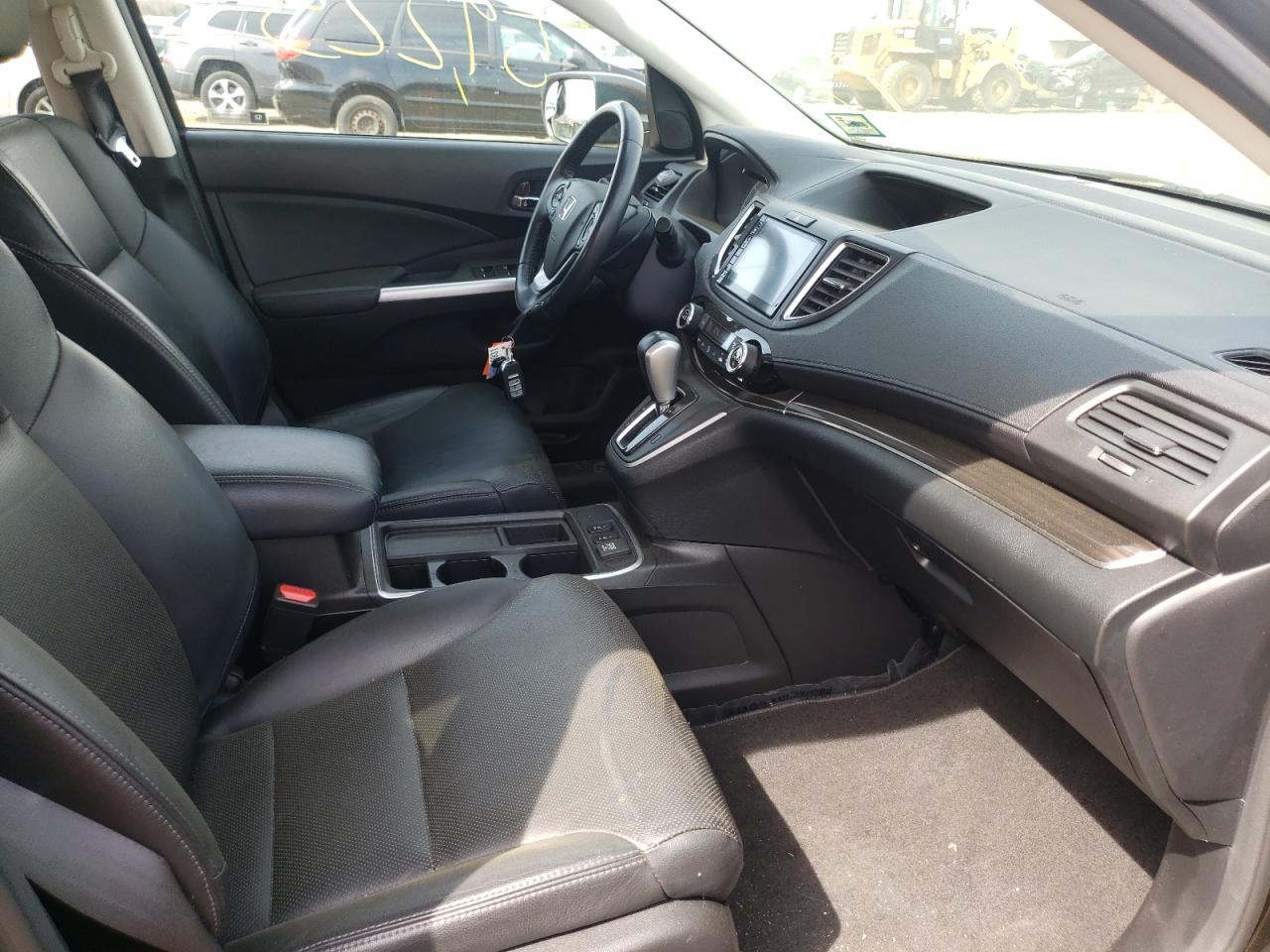Photo 5 from auction – 2016 HONDA CR-V TOURI with VIN 5J6RM4H98GL110769