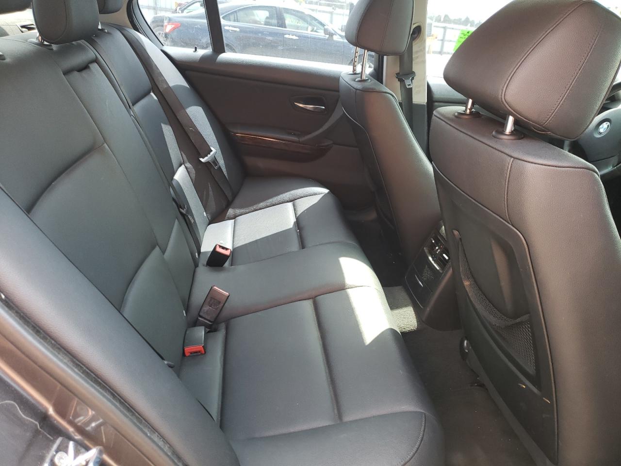 Photo 6 from auction – 2008 BMW 328 I with VIN WBAVA37528NL54734