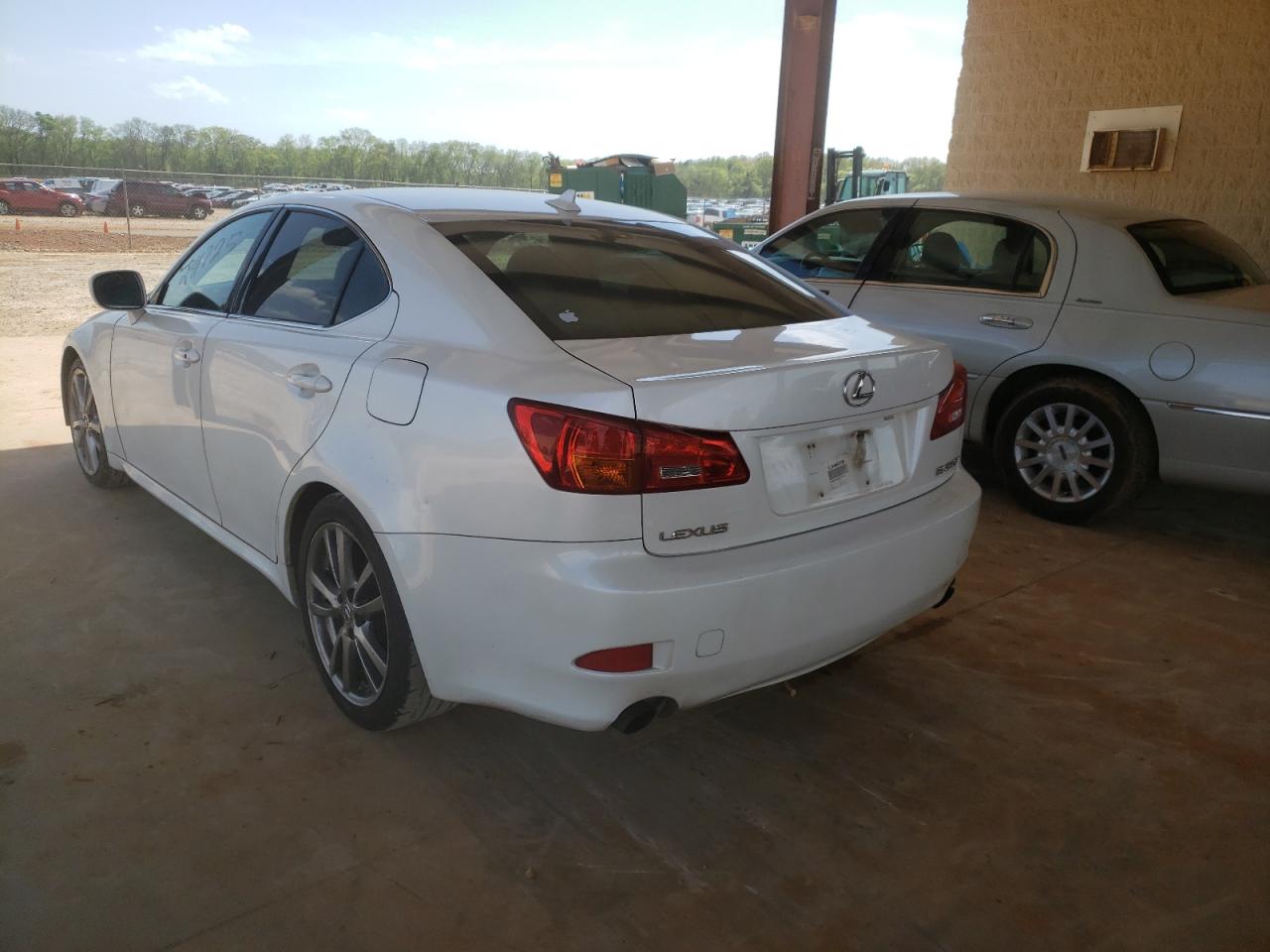 Photo 3 from auction – 2008 LEXUS IS 250 with VIN JTHBK262085077813