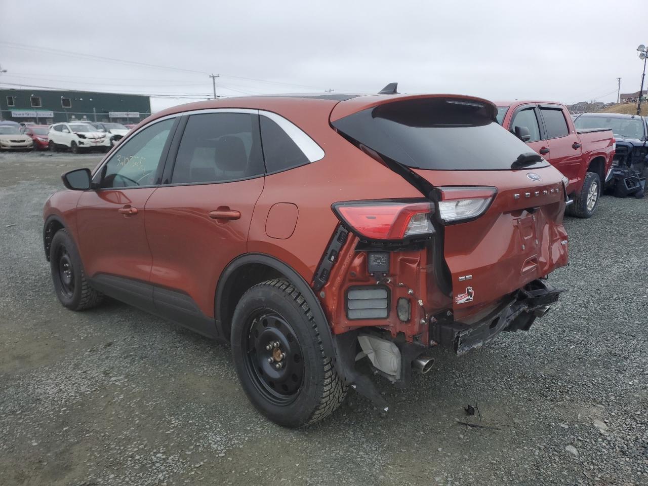 Photo 16 from auction – 2020 FORD ESCAPE SE with VIN 1FMCU9G65LUA42186