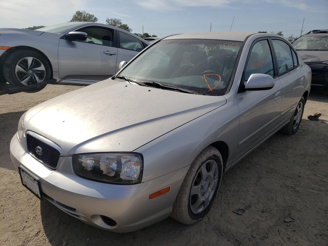 Photo 2 from auction – 2003 HYUNDAI ELANTRA with VIN KMHDN45D13U680585