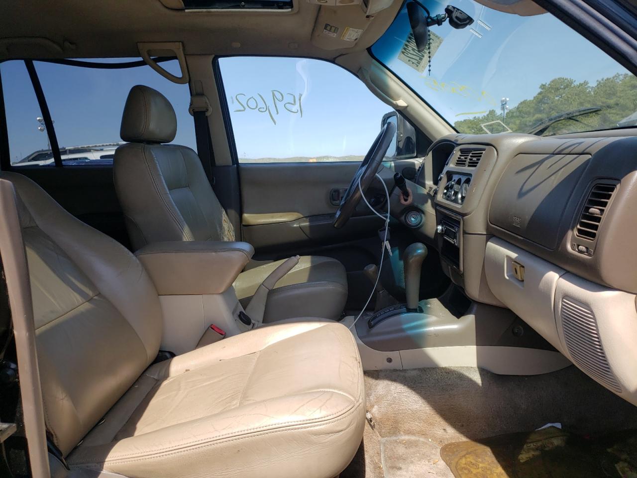 Photo 5 from auction – 2001 MITSUBISHI MONTERO with VIN JA4MT31H11P005015