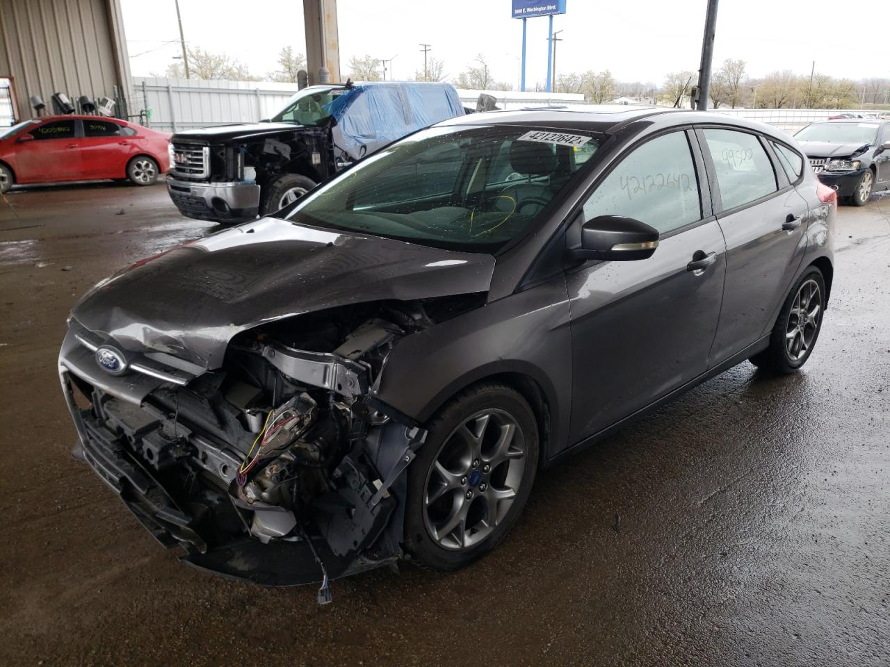 Photo 2 from auction – 2013 FORD FOCUS SE with VIN 1FADP3K20DL143909