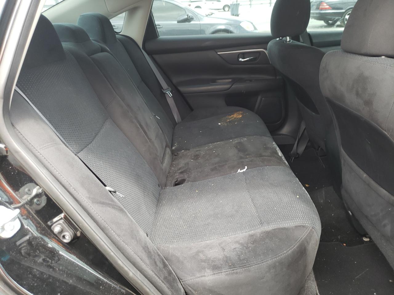 Photo 6 from auction – 2015 NISSAN ALTIMA 2.5 with VIN 1N4AL3AP3FN903365