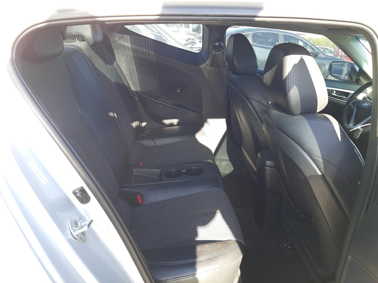 Photo 6 from auction – 2013 HYUNDAI VELOSTER with VIN KMHTC6AD1DU086597