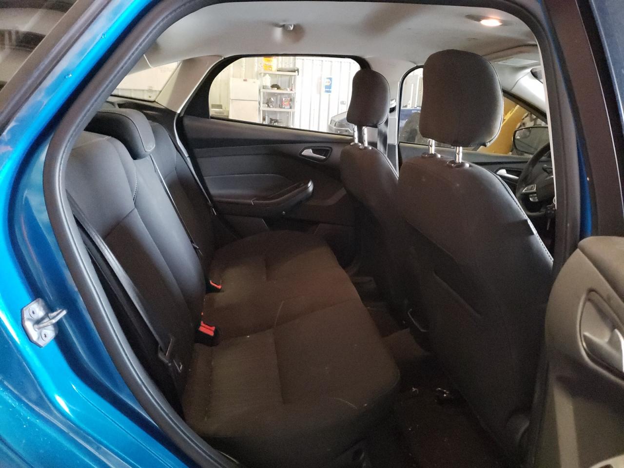 Photo 6 from auction – 2017 FORD FOCUS SE with VIN 1FADP3F29HL203055