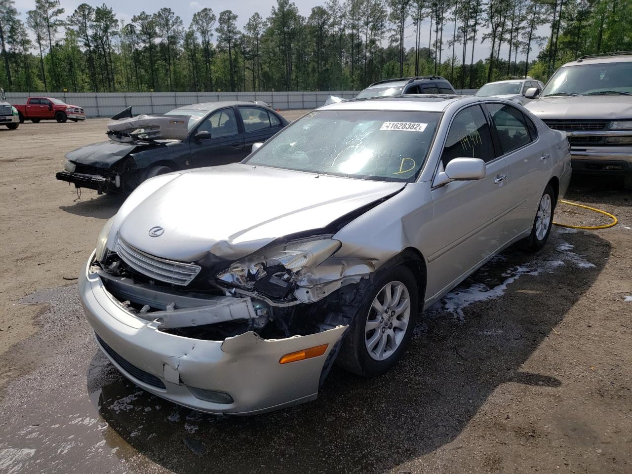 Photo 9 from auction – 2002 LEXUS ES 300 with VIN JTHBF30G525024367