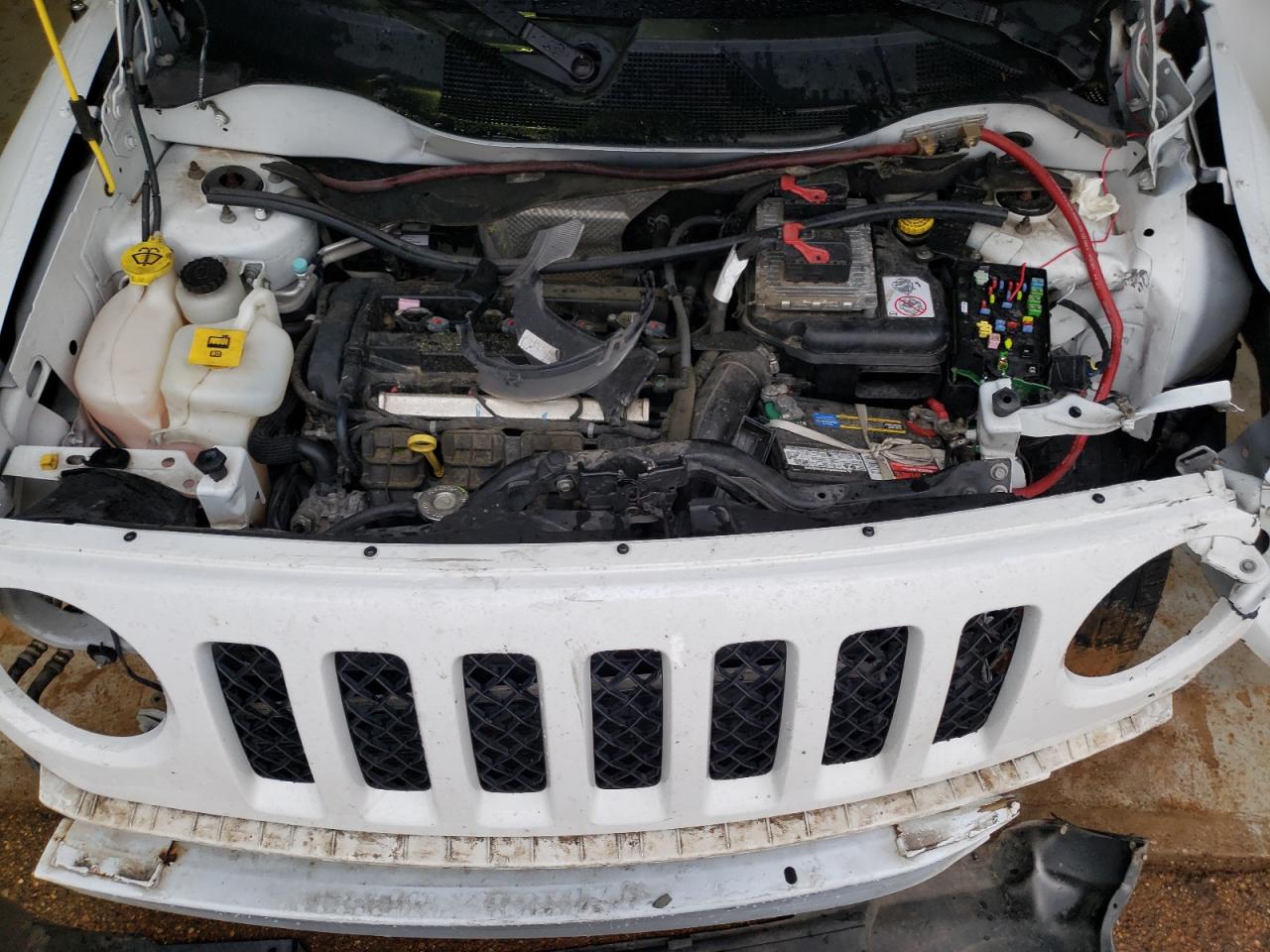 Photo 7 from auction – 2016 JEEP PATRIOT SP with VIN 1C4NJPBA5GD694057
