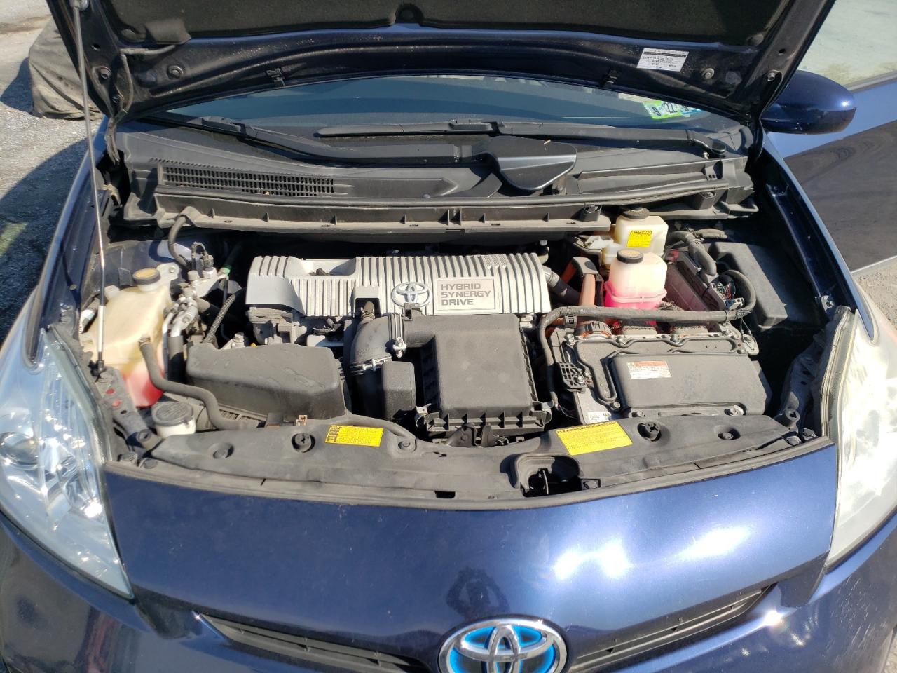 Photo 7 from auction – 2013 TOYOTA PRIUS with VIN JTDKN3DUXD1641570