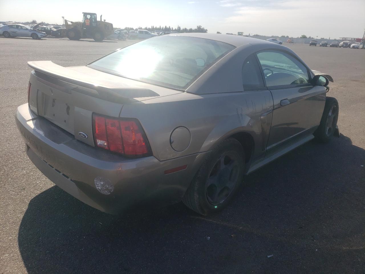 Photo 4 from auction – 2001 FORD MUSTANG with VIN 1FAFP40421F229705