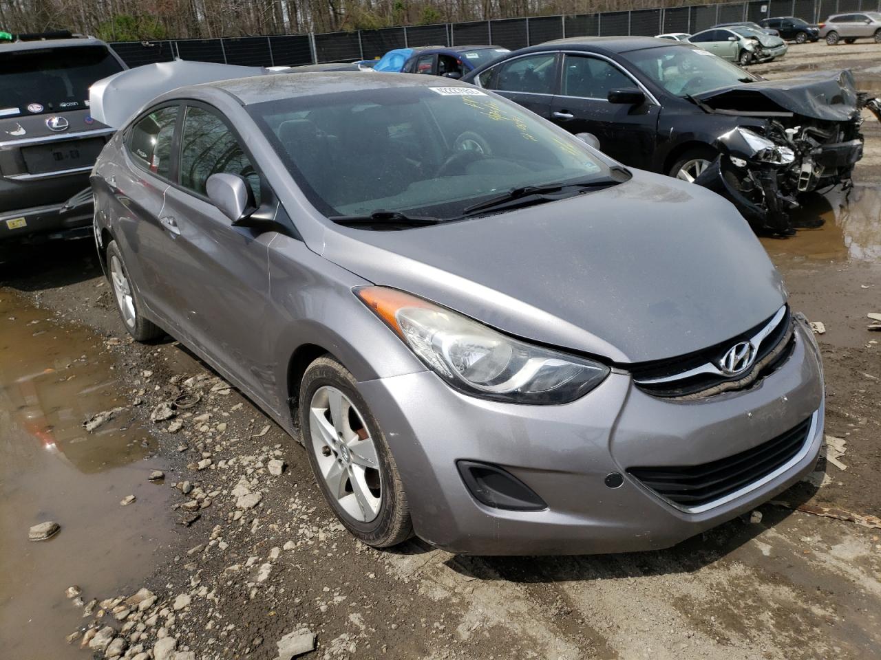 HYUNDAI ELANTRA GL 2012 with VIN KMHDH4AE5CU311380 - Photo from auction