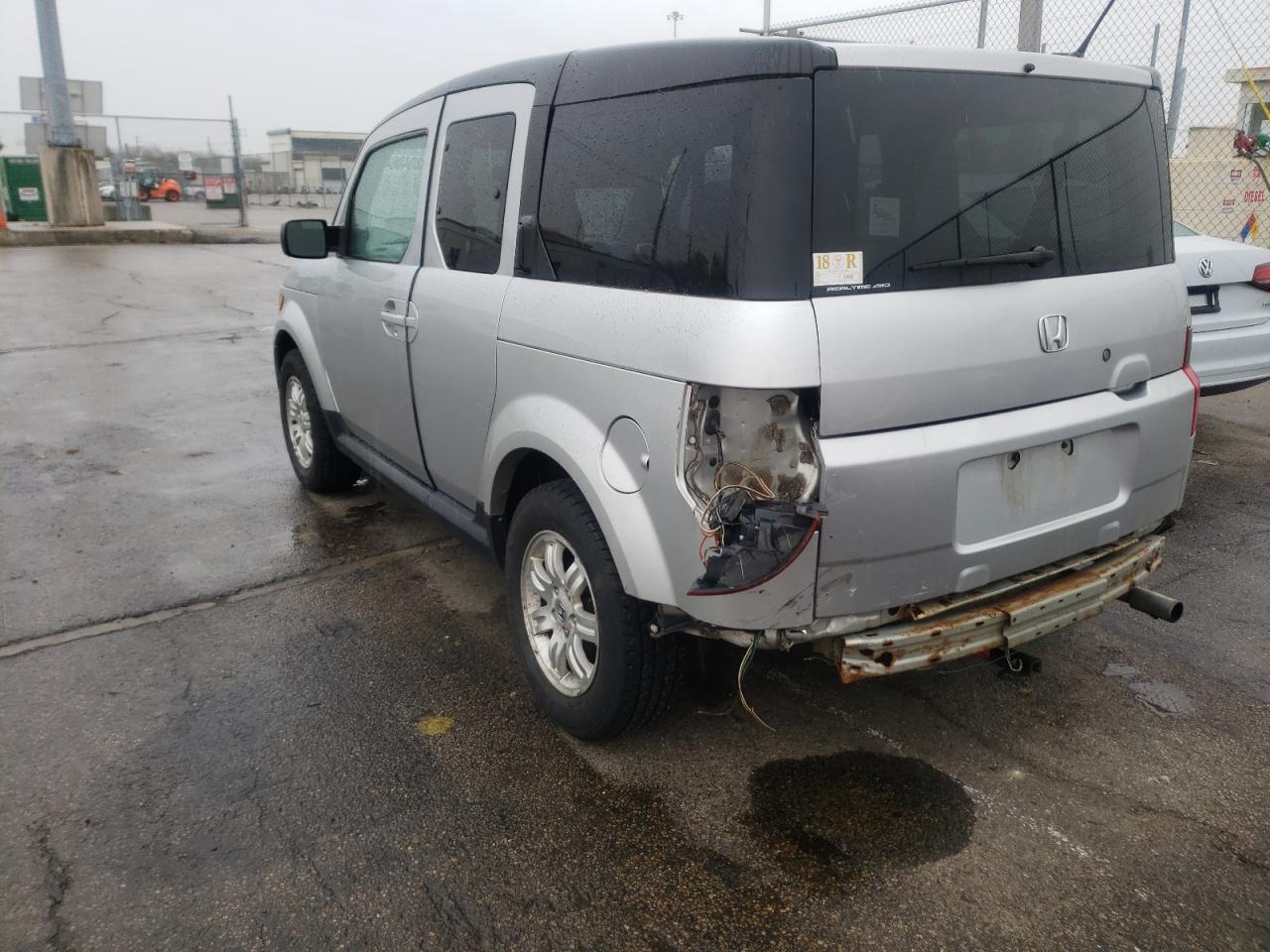 Photo 3 from auction – 2006 HONDA ELEMENT EX with VIN 5J6YH28706L009579