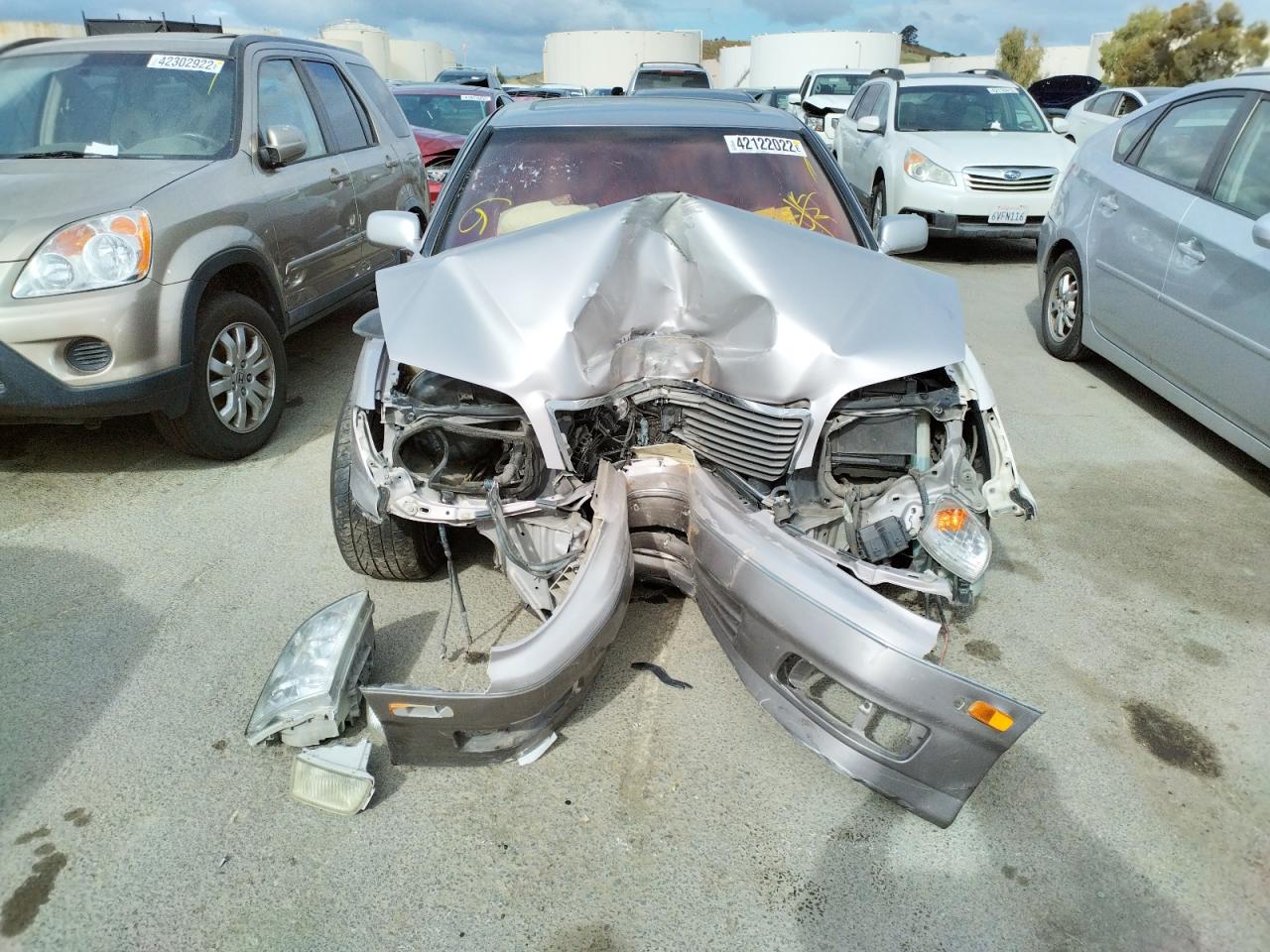 Photo 9 from auction – 1998 LEXUS LS 400 with VIN JT8BH28F0W0099433