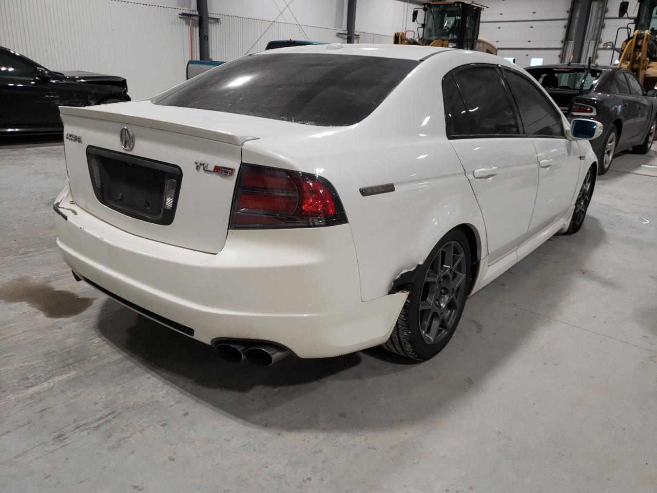 Photo 4 from auction – 2007 ACURA TL TYPE S with VIN 19UUA76557A047900