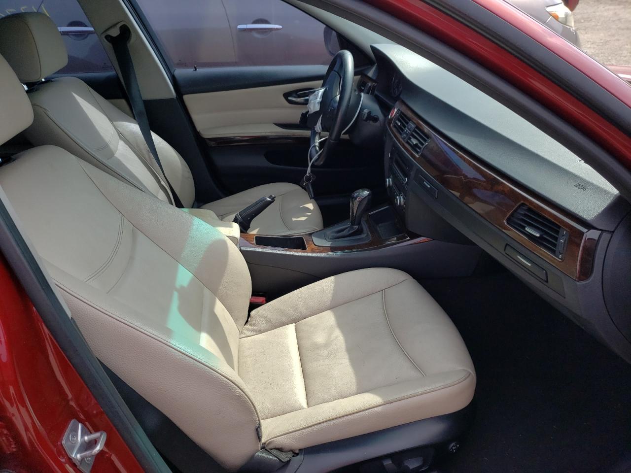 Photo 5 from auction – 2011 BMW 328 I with VIN WBAPH7C5XBE678698