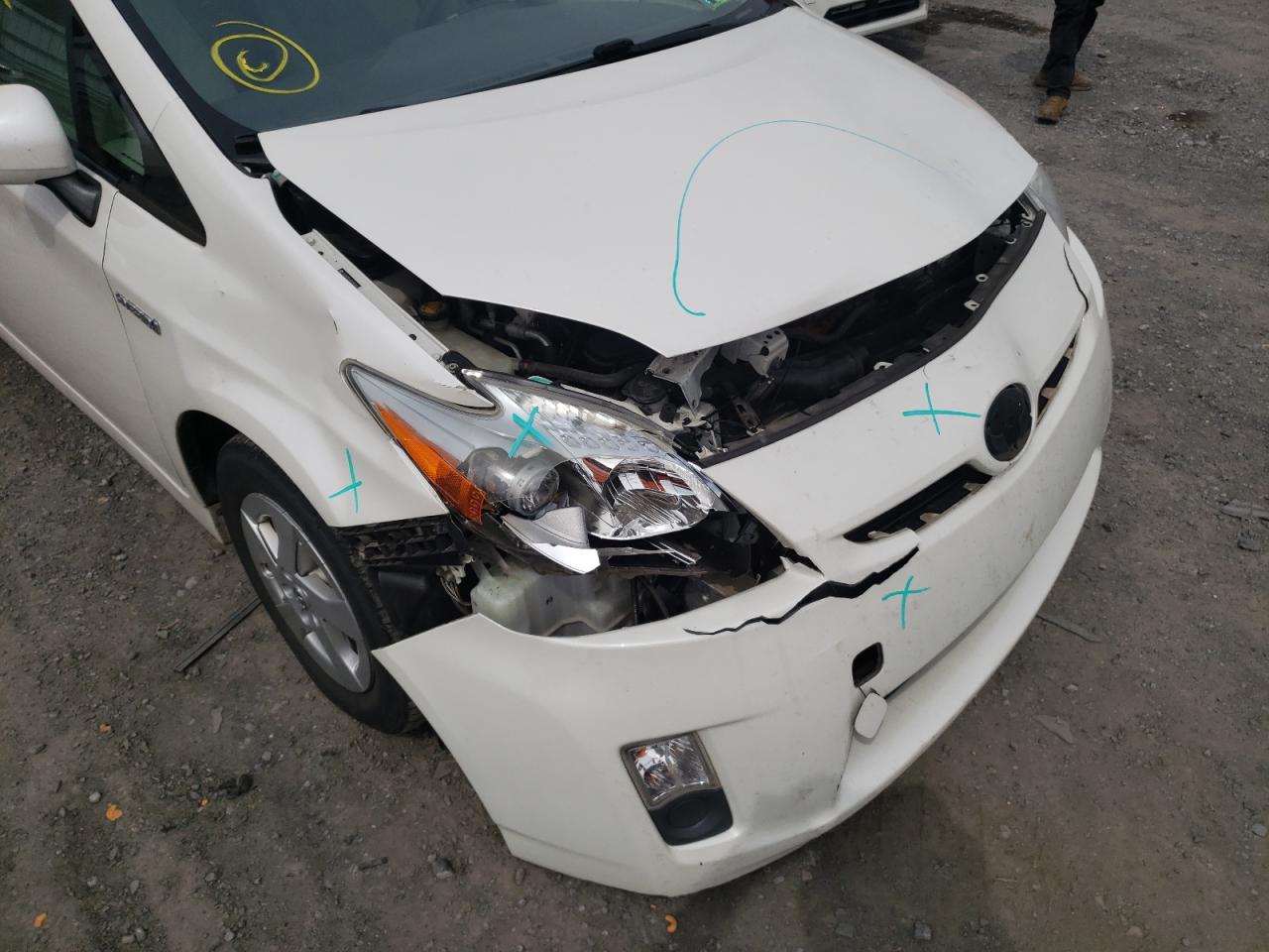 Photo 9 from auction – 2011 TOYOTA PRIUS with VIN JTDKN3DU8B0280004