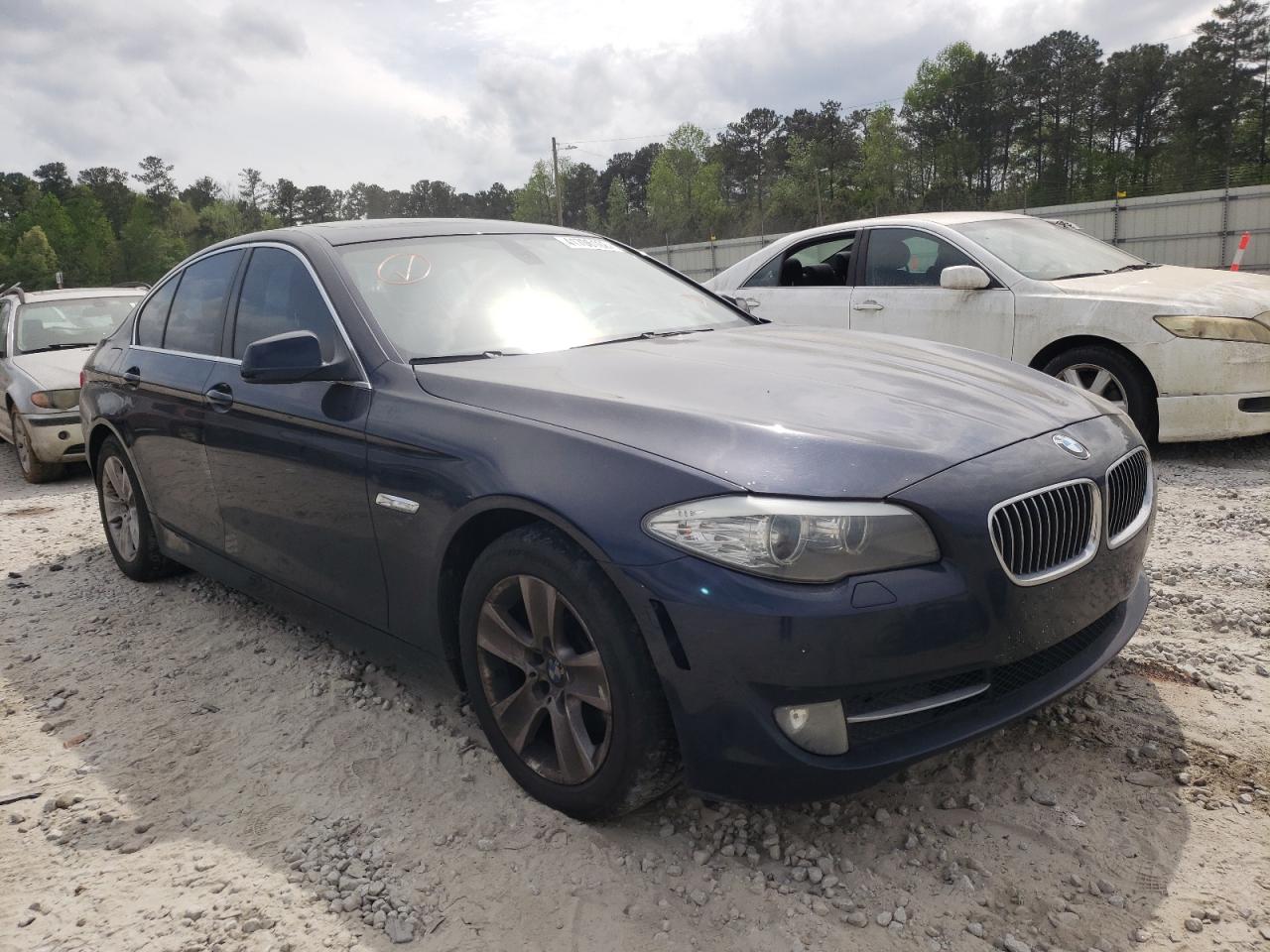 BMW 528 I 2011 with VIN WBAFR1C50BC738196 - Photo from auction