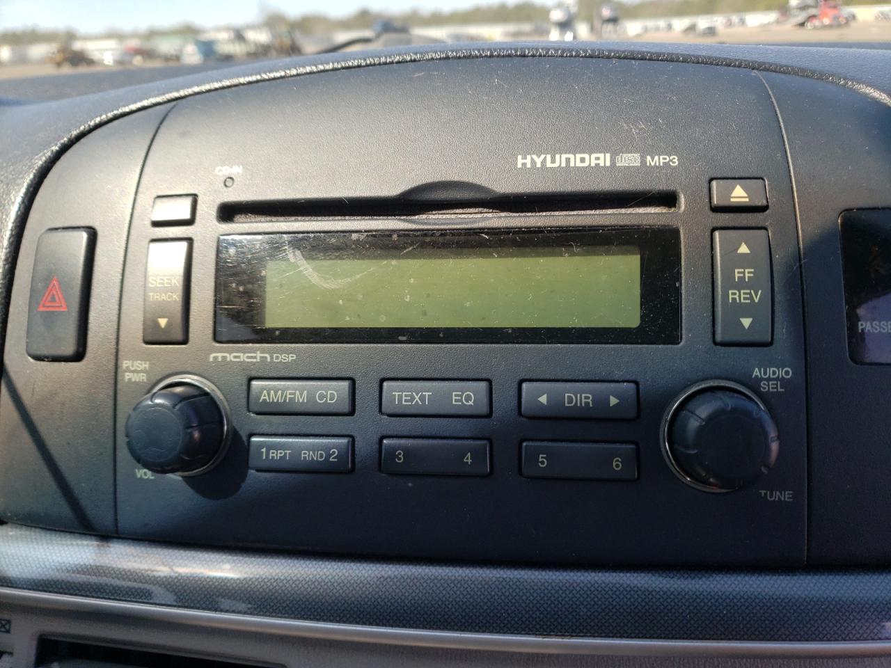 Photo 9 from auction – 2007 HYUNDAI SONATA with VIN 5NPEU46F37H182951