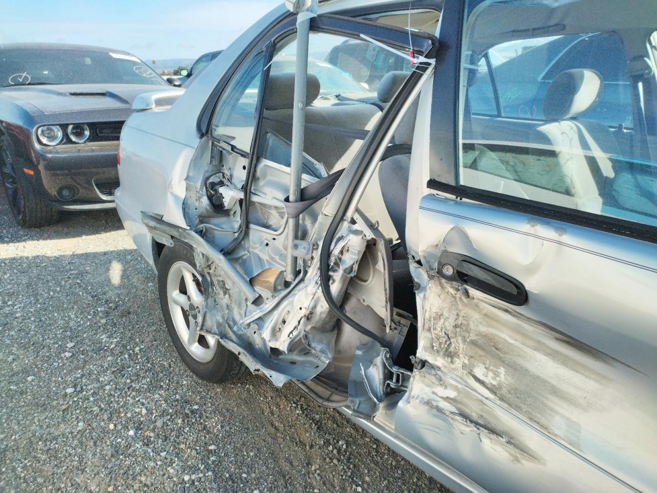 Photo 10 from auction – 2002 TOYOTA COROLLA CE with VIN 2T1BR12E22C546322