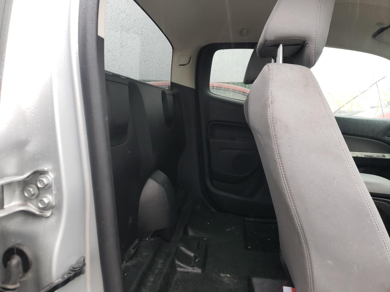 Photo 6 from auction – 2018 CHEVROLET COLORADO with VIN 1GCHSBEA3J1312545