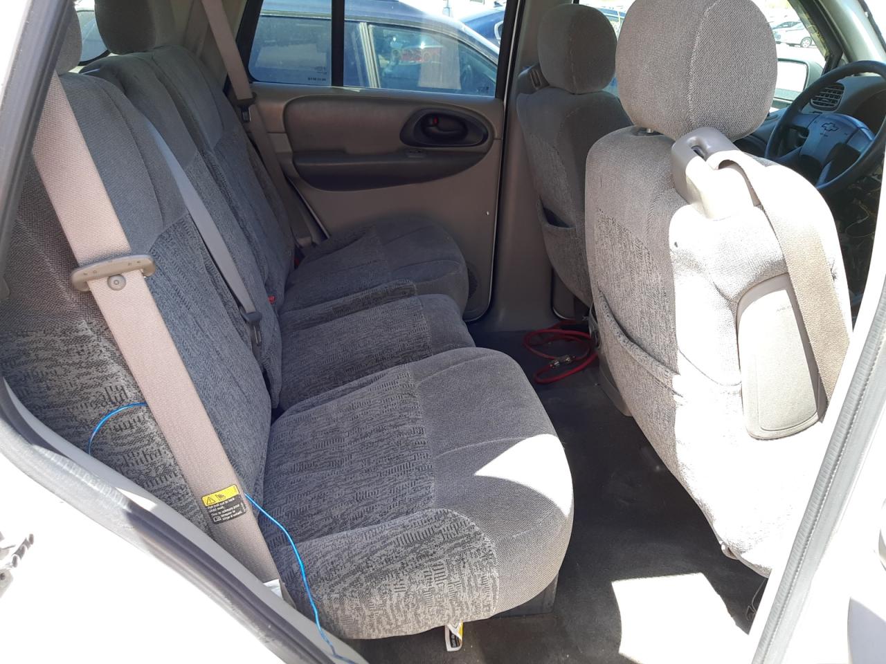Photo 6 from auction – 2003 CHEVROLET TRAILBLAZE with VIN 1GNDT13S632114967