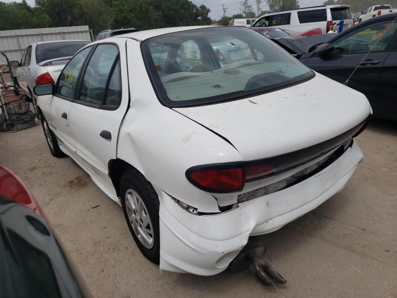 Photo 3 from auction – 2000 PONTIAC SUNFIRE SE with VIN 3G2JB5245YS104522
