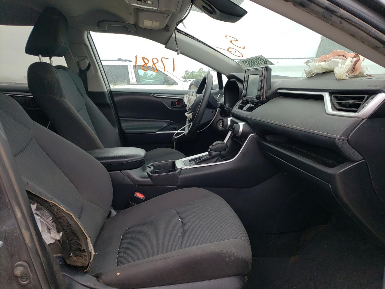 Photo 5 from auction – 2021 TOYOTA RAV4 LE with VIN 2T3H1RFV0MC118513